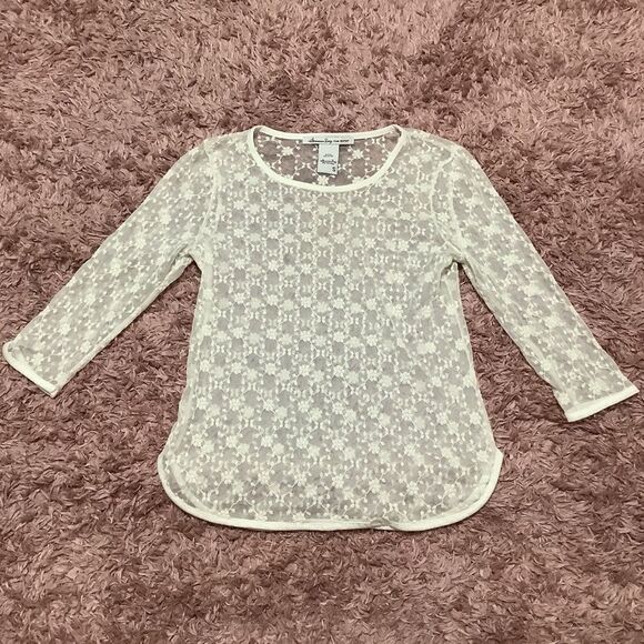 American Rag Cream Fairycore Sheer Floral Lace Blouse Size Small - Picture 2 of 12
